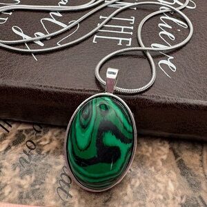 Handmade Green Cabochon Pendant Necklace Boho Statement
